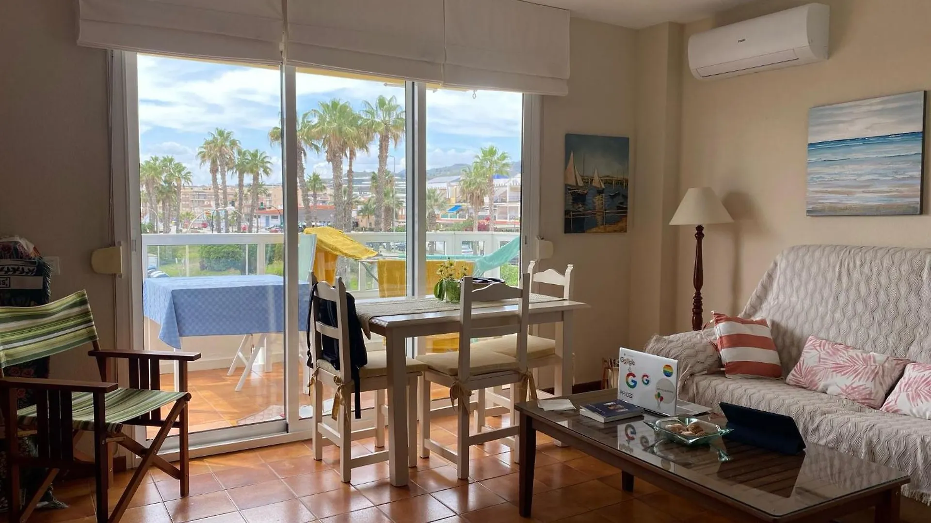 Apartment Apartamento En Urbanizacion Privada Con Piscina En Primera Linea De Playa Torrox