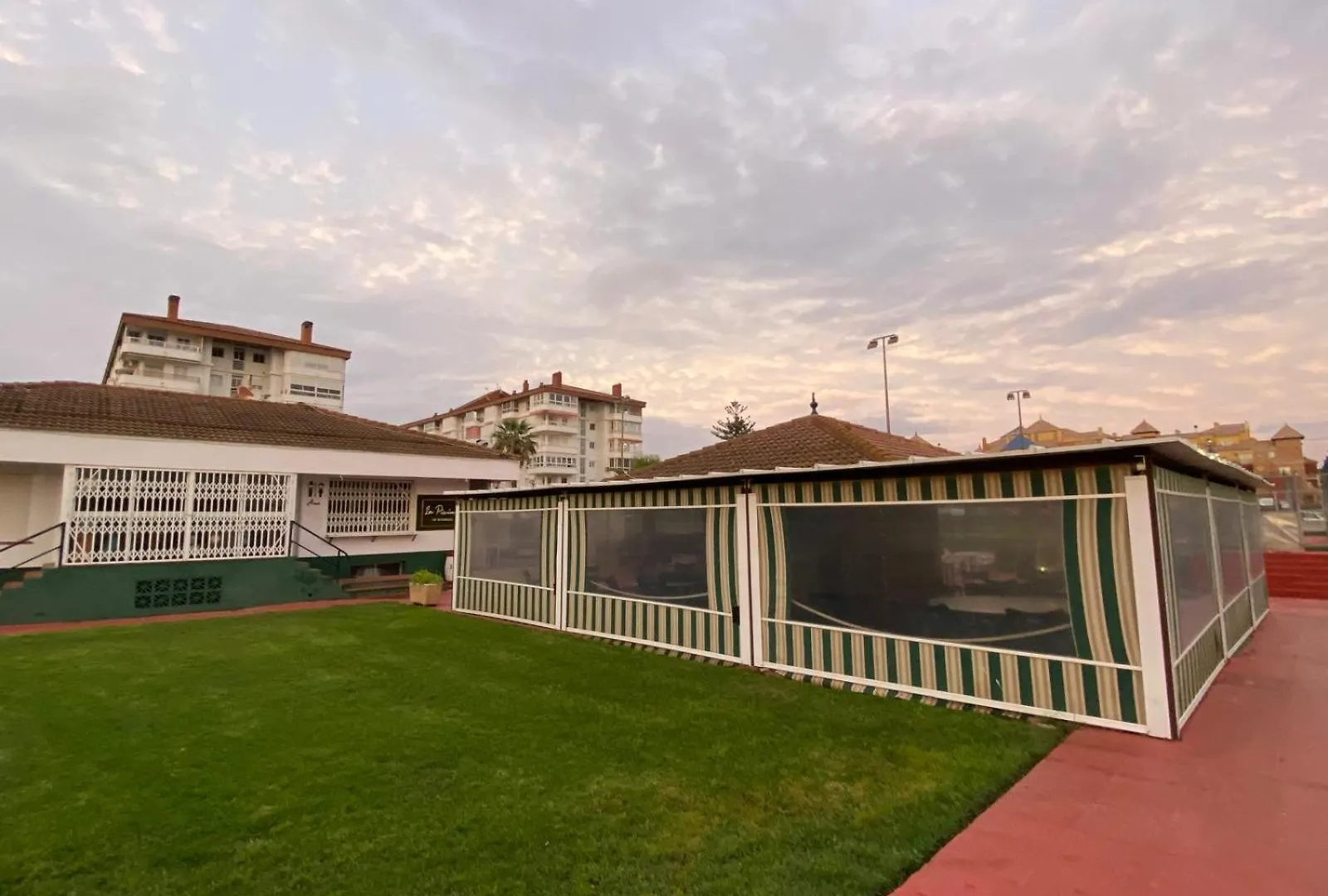 Apartment Apartamento En Urbanizacion Privada Con Piscina En Primera Linea De Playa Torrox