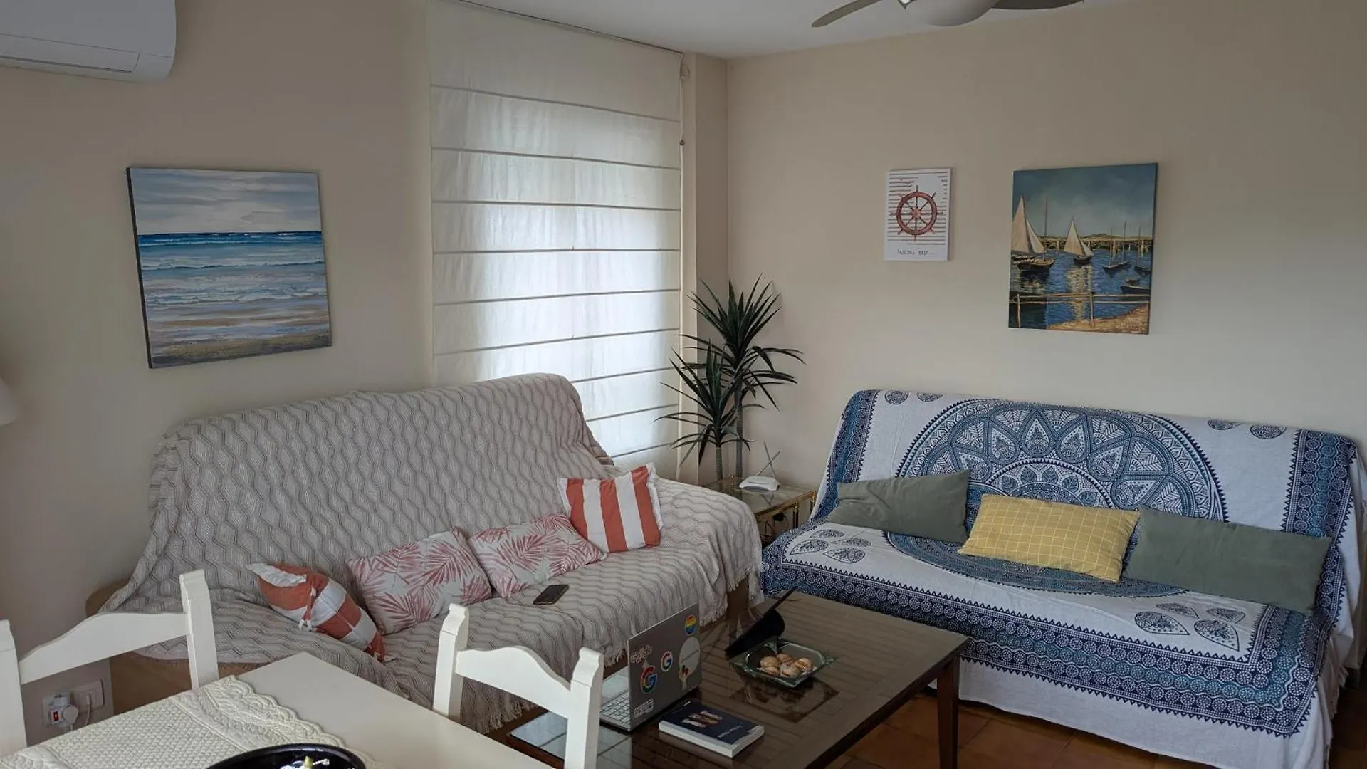 Apartment Apartamento En Urbanizacion Privada Con Piscina En Primera Linea De Playa Torrox